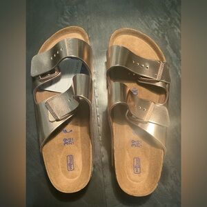 ‼️NWT Birkenstock Metallic Copper Leather big buckle Arizona sandals EU39